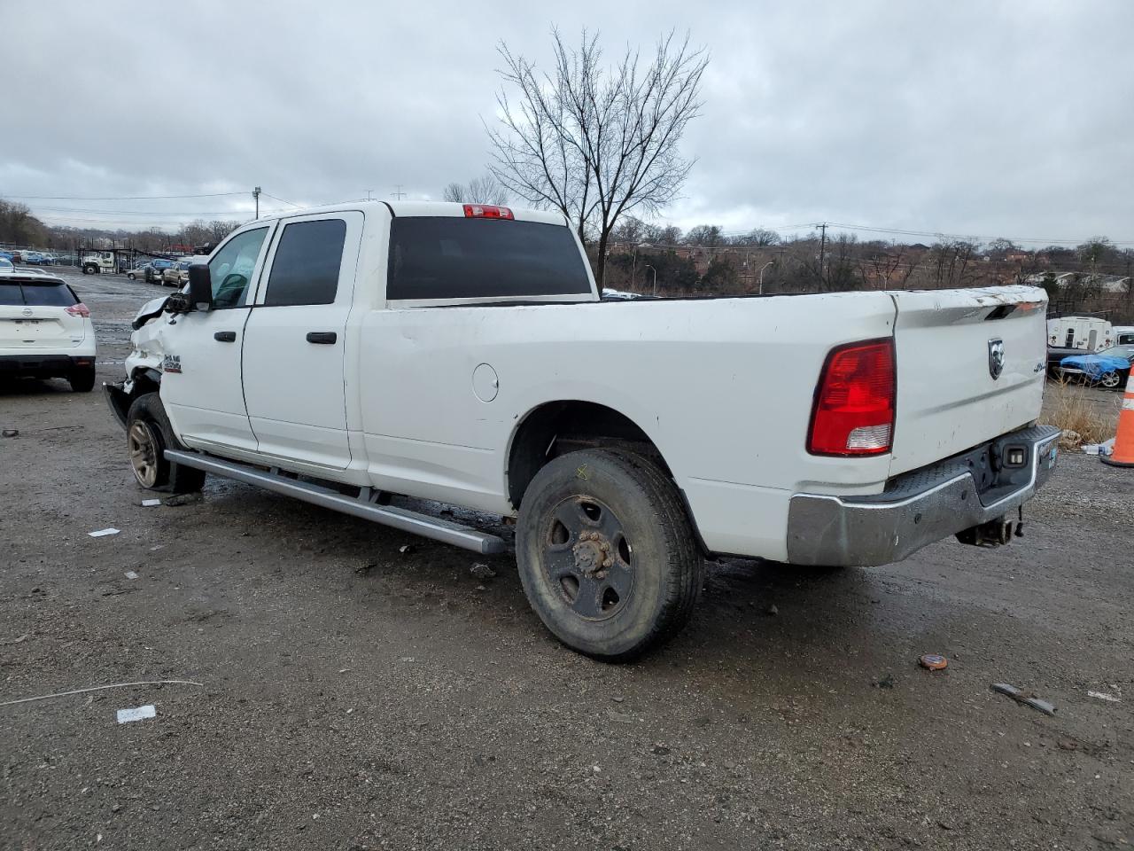 Obraz 2 z 2015 RAM 2500 ST 2015 z VIN 3C6UR5HJ0FG588057