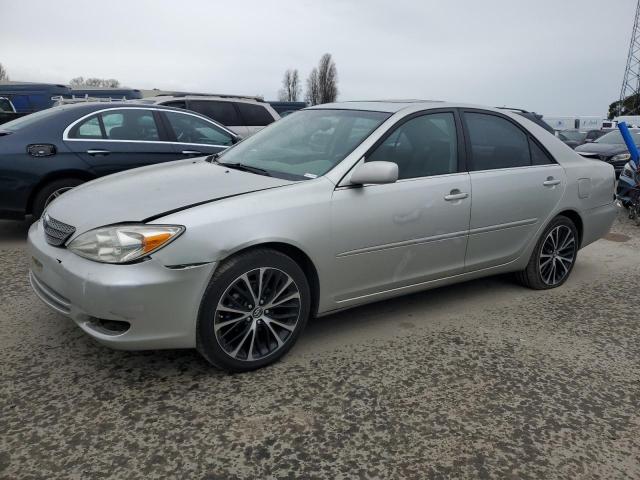 Image 1 of 2002 TOYOTA CAMRY LE 2002 with VIN JTDBE32K120016401