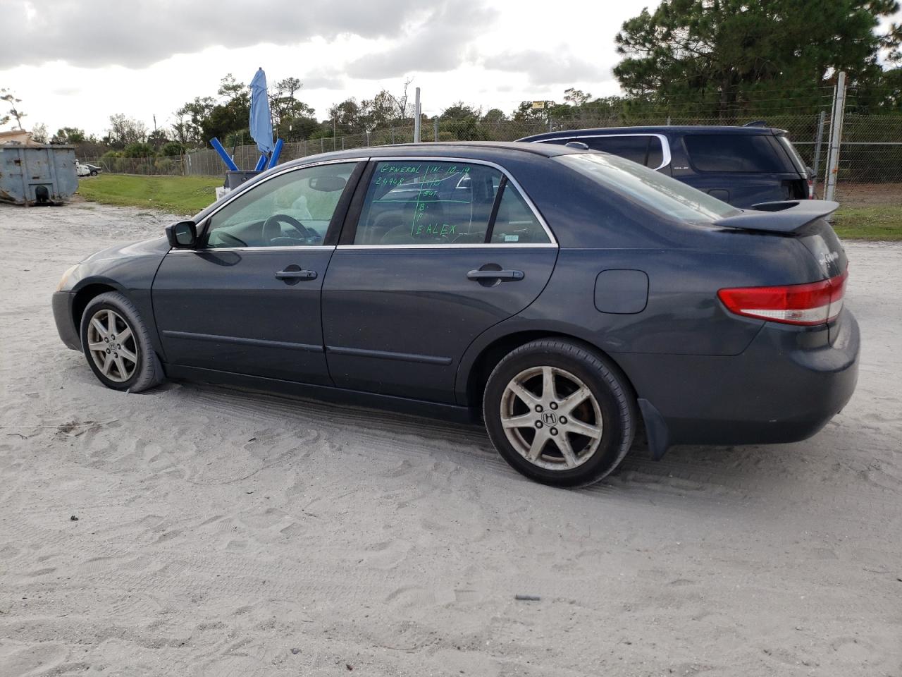 Image 2 of 2004 HONDA ACCORD EX 2004 with VIN 1HGCM66564A023260