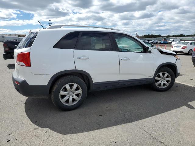 Obraz 3 z 2013 KIA SORENTO LX 2013 z VIN 5XYKTDA28DG344828