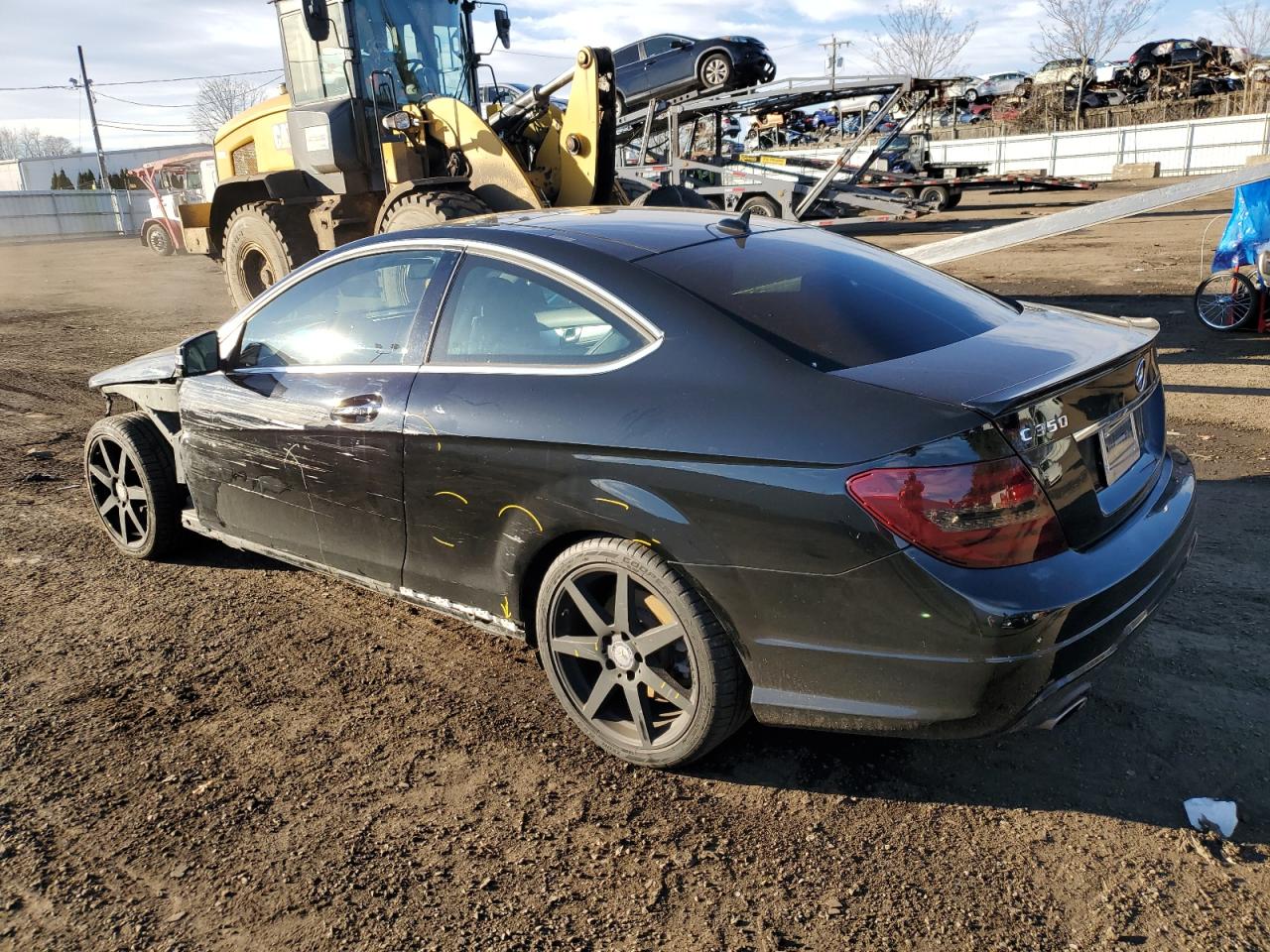 Image 2 of 2013 MERCEDES-BENZ C 350 4MATIC 2013 with VIN WDDGJ8JB2DF988479