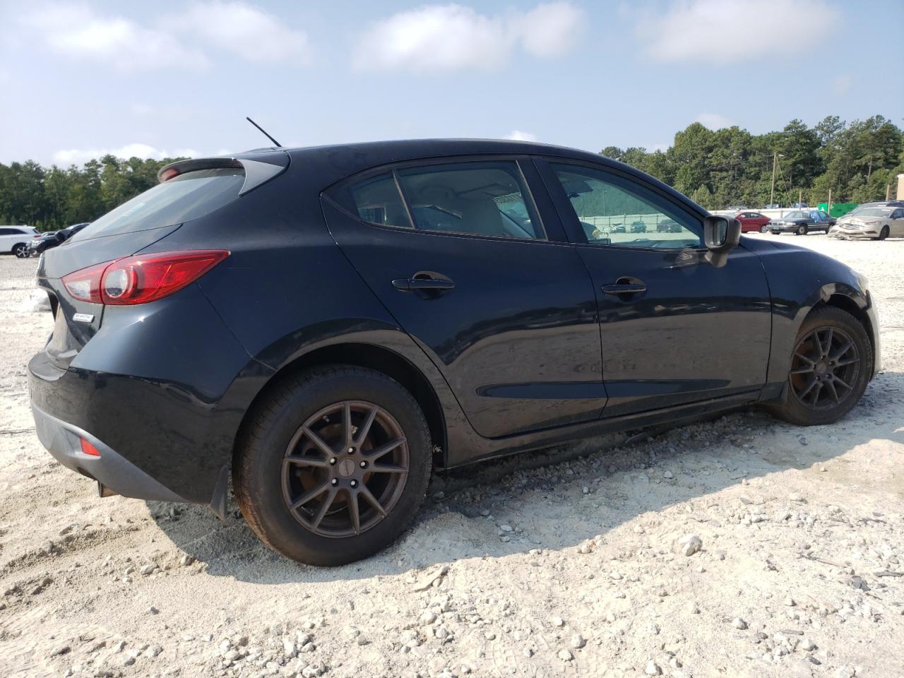 Image 3 of 2015 MAZDA 3 SPORT 2015 with VIN 3MZBM1K72FM127994