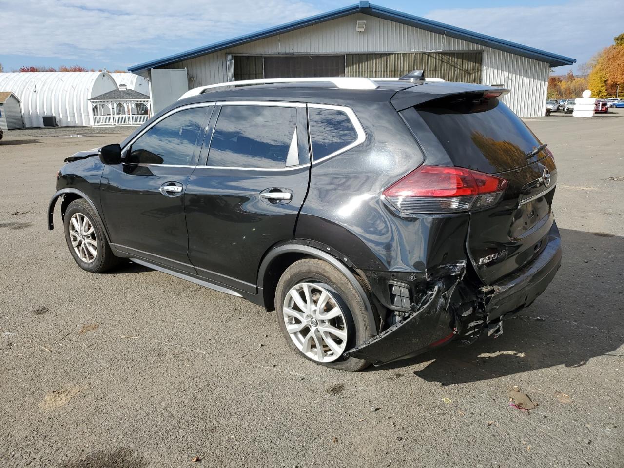 Obraz 2 z 2020 NISSAN ROGUE S 2020 z VIN JN8AT2MT0LW039009