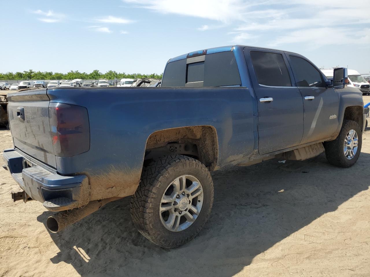 Изображение 3 2017 CHEVROLET SILVERADO K2500 HIGH COUNTRY 2017 с VIN 1GC1KXEY4HF128305