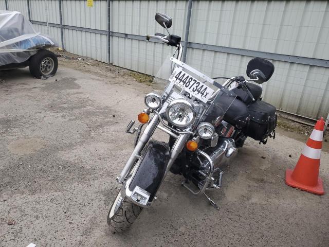Obraz 2 z 2016 HARLEY-DAVIDSON FLSTC HERITAGE SOFTAIL CLASSIC 2016 z VIN 1HD1BWV10GB019762