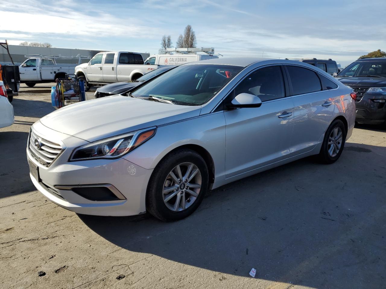Image 1 of 2017 HYUNDAI SONATA SE 2017 with VIN 5NPE24AF6HH579083