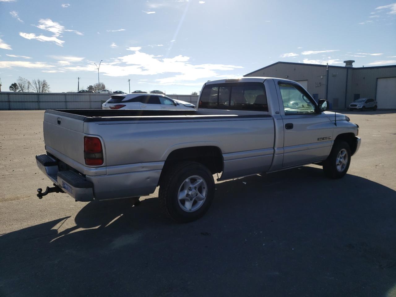 Image 3 of 2001 DODGE RAM 1500  2001 with VIN 1B7HC16Z51S277027