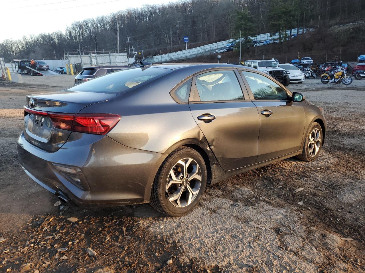 Image 3 of 2019 KIA FORTE FE 2019 with VIN 3KPF24AD3KE125162