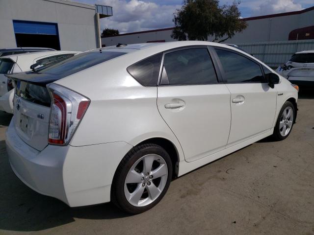 Image 3 of 2014 TOYOTA PRIUS  2014 with VIN JTDKN3DU6E0365203