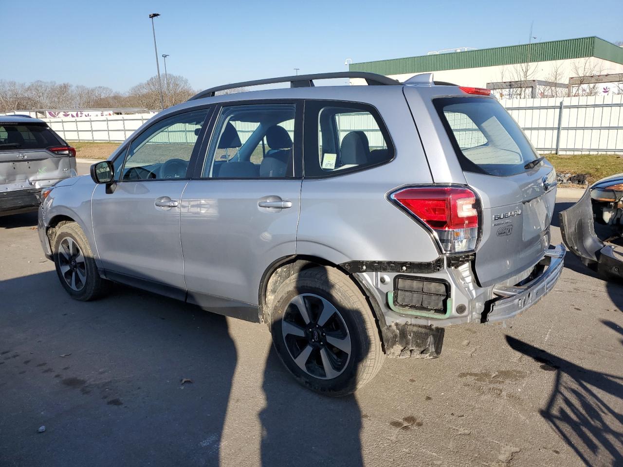 Obraz 2 z 2017 SUBARU FORESTER 2.5I 2017 z VIN JF2SJABC8HH595505