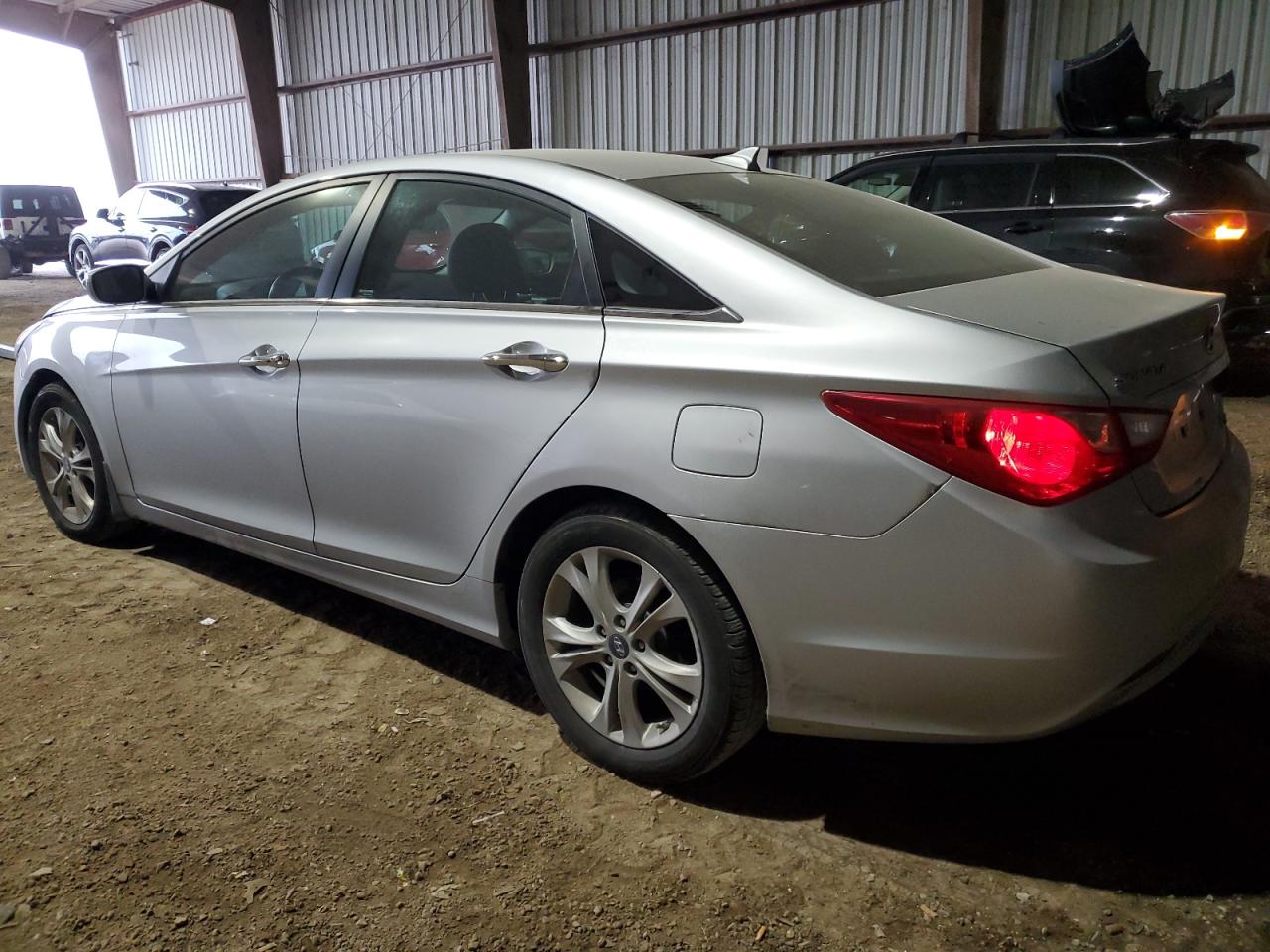 Image 2 of 2013 HYUNDAI SONATA SE 2013 with VIN 5NPEC4AC5DH635723