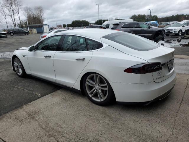 Изображение 2 2013 TESLA MODEL S  2013 с VIN 5YJSA1CN6DFP06304