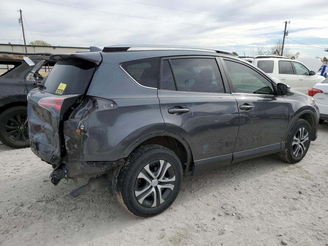 Image 3 of 2018 TOYOTA RAV4 LE 2018 with VIN JTMZFREV2JD110301