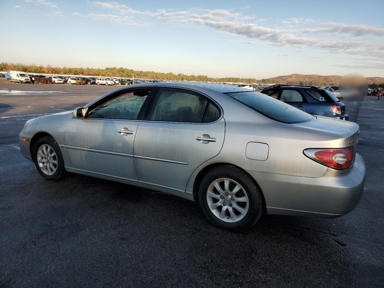 Image 2 of 2003 LEXUS ES 300 2003 with VIN JTHBF30GX36008127