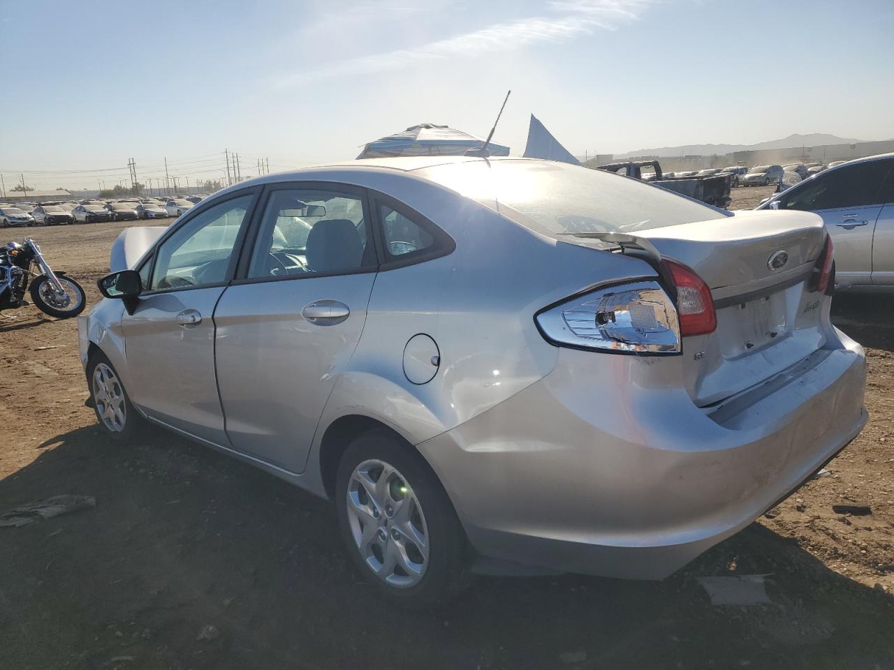 Image 2 of 2013 FORD FIESTA SE 2013 with VIN 3FADP4BJ0DM205434