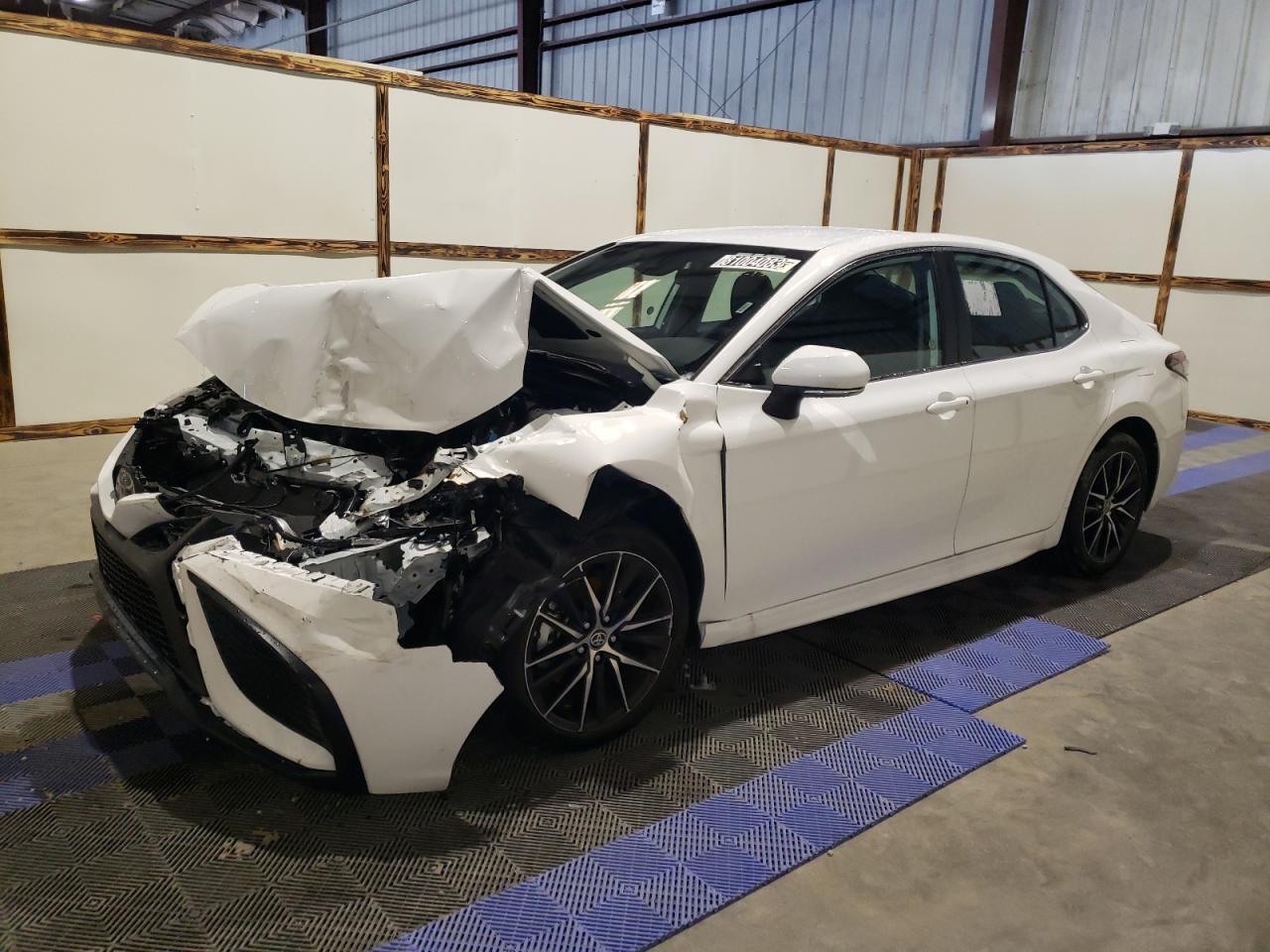 Изображение 2024 TOYOTA CAMRY SE NIGHT SHADE 2024