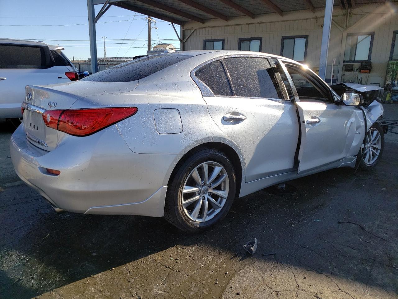 Obraz 3 z 2016 INFINITI Q50 PREMIUM 2016 z VIN JN1EV7AP8GM301228