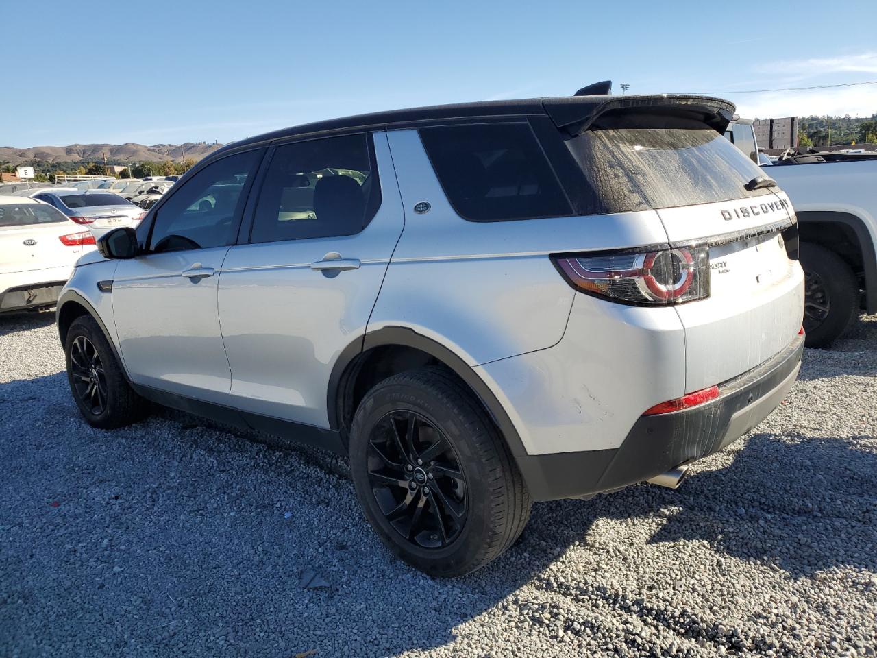 Image 2 of Land Rover Discovery Sport Hse 2018 with VIN SALCR2RX1JH739422