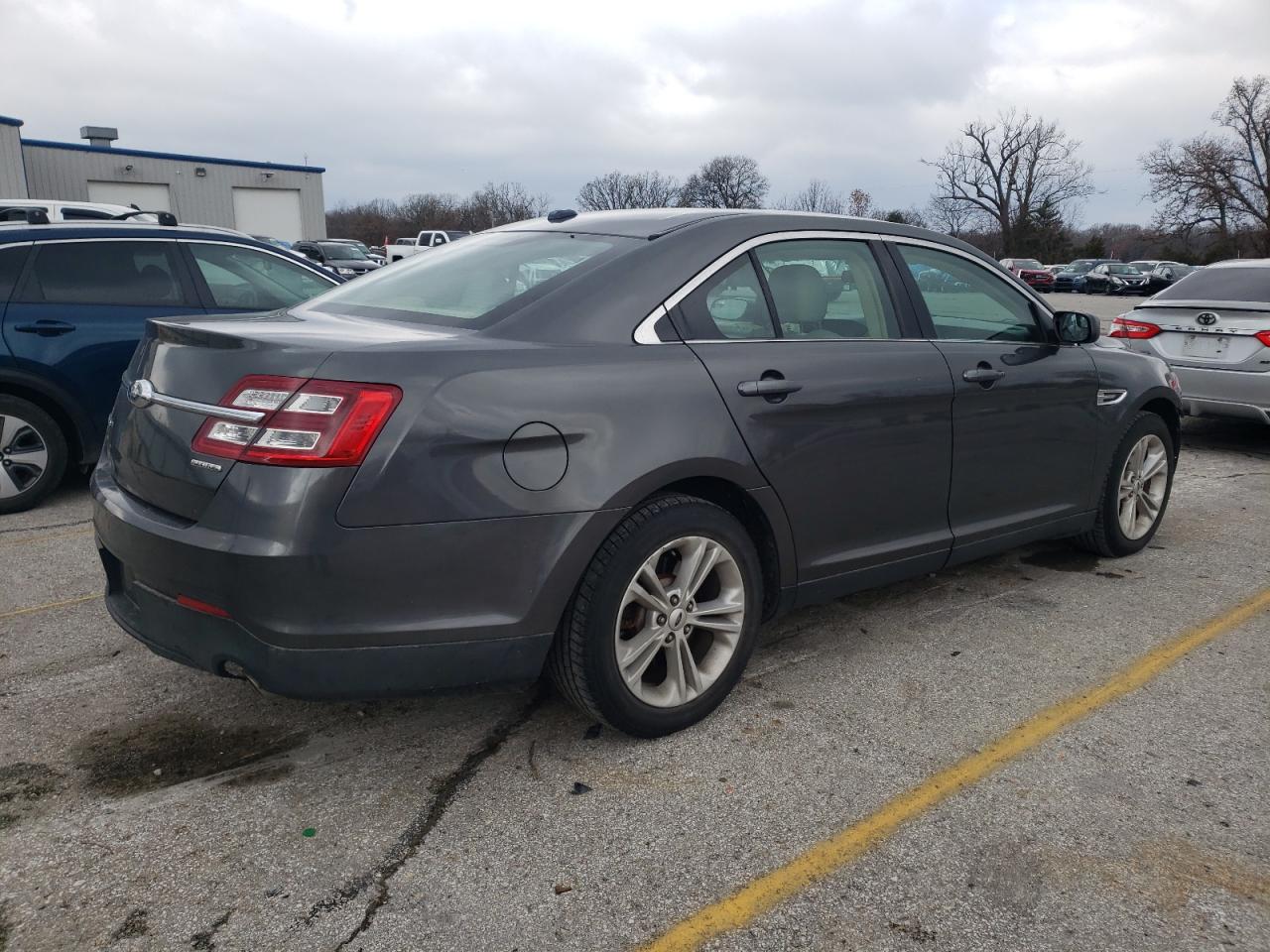 Image 3 of 2015 FORD TAURUS SE 2015 with VIN 1FAHP2D85FG195318