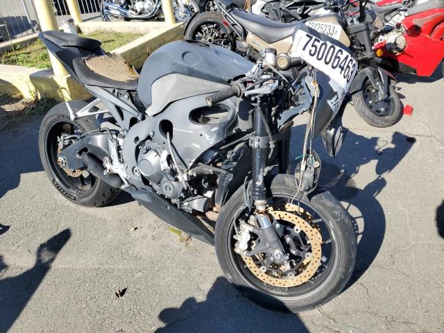 2016 HONDA CBR1000 RR 2016 image