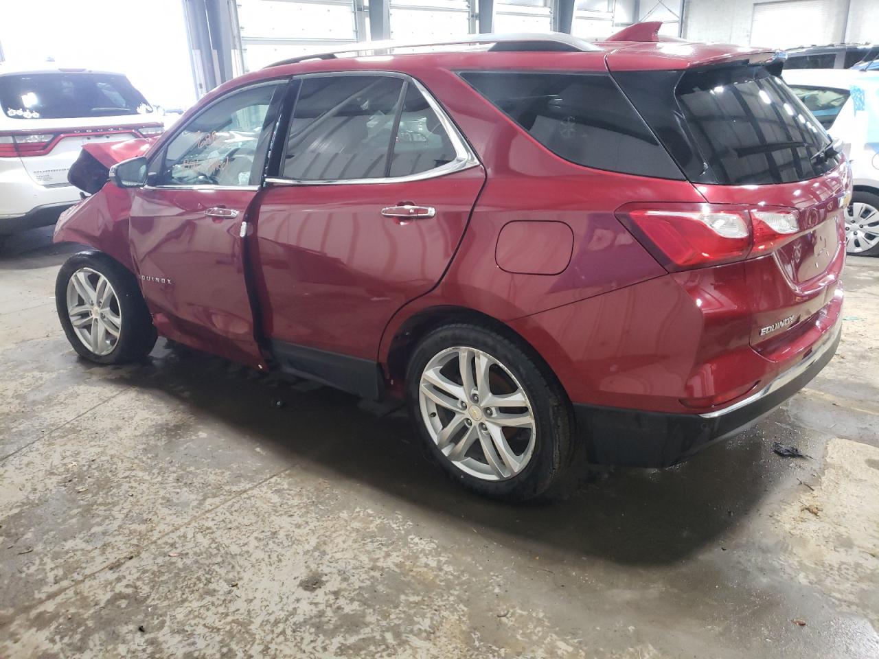 Image 2 of 2018 CHEVROLET EQUINOX PREMIER 2018 with VIN 2GNAXVEV5J6142331