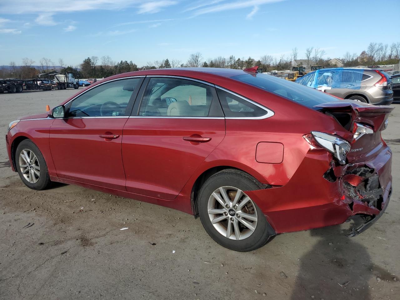 Image 2 of 2015 HYUNDAI SONATA SE 2015 with VIN 5NPE24AF1FH207194