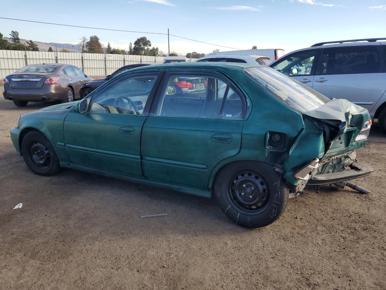 Image 2 of 2000 HONDA CIVIC LX 2000 with VIN JHMEJ6678YS001132