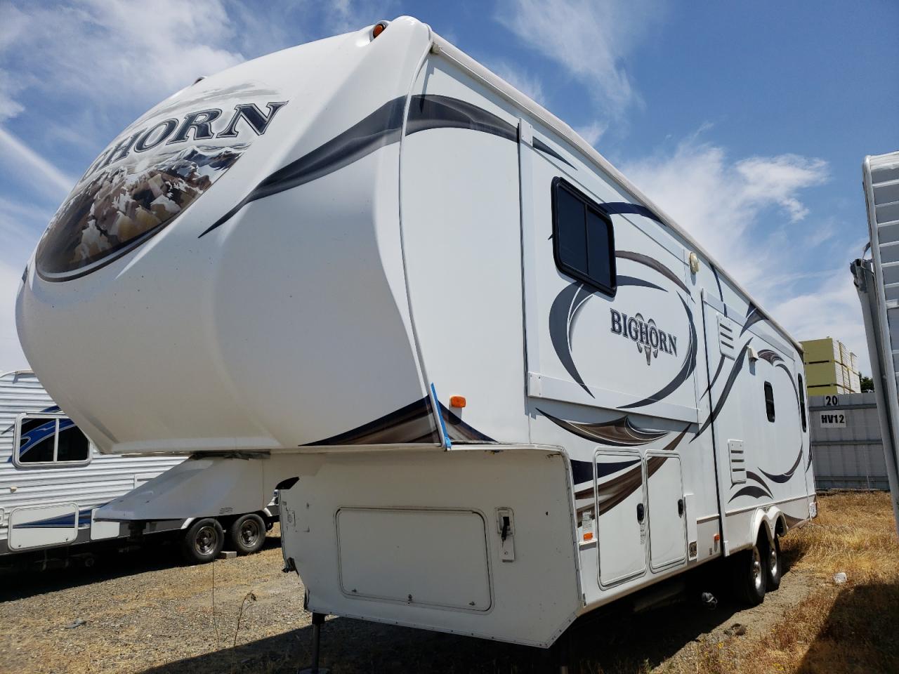 Obraz 2 z 2013 HRTL BIGHORN 2013 z VIN 5SFBG3522DE249504