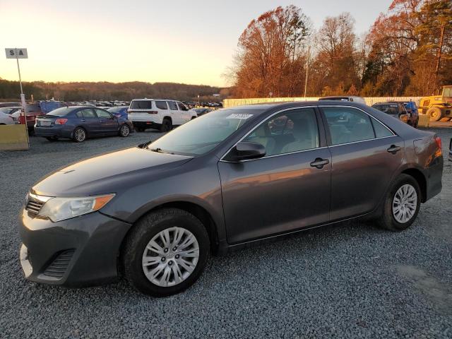 Obraz 1 z 2014 TOYOTA CAMRY L 2014 z VIN 4T1BF1FK4EU852045