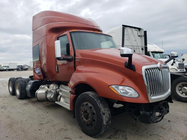 2018 INTERNATIONAL LT625  2018 image