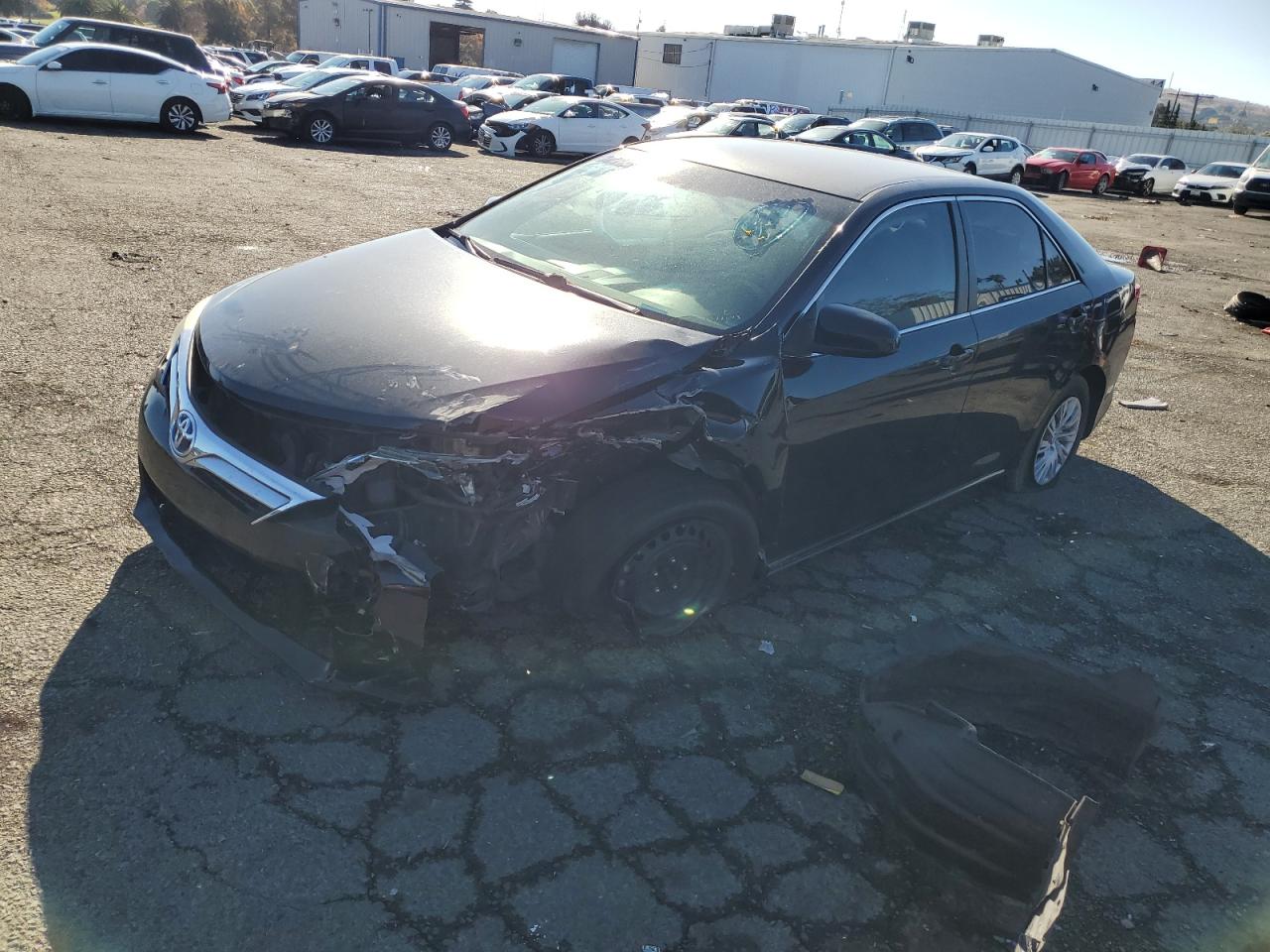 2013 TOYOTA CAMRY HYBRID 2013 image