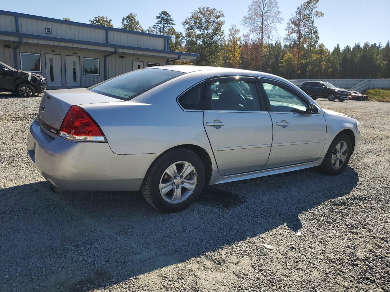Image 3 of 2013 CHEVROLET IMPALA LS 2013 with VIN 2G1WF5E39D1239526