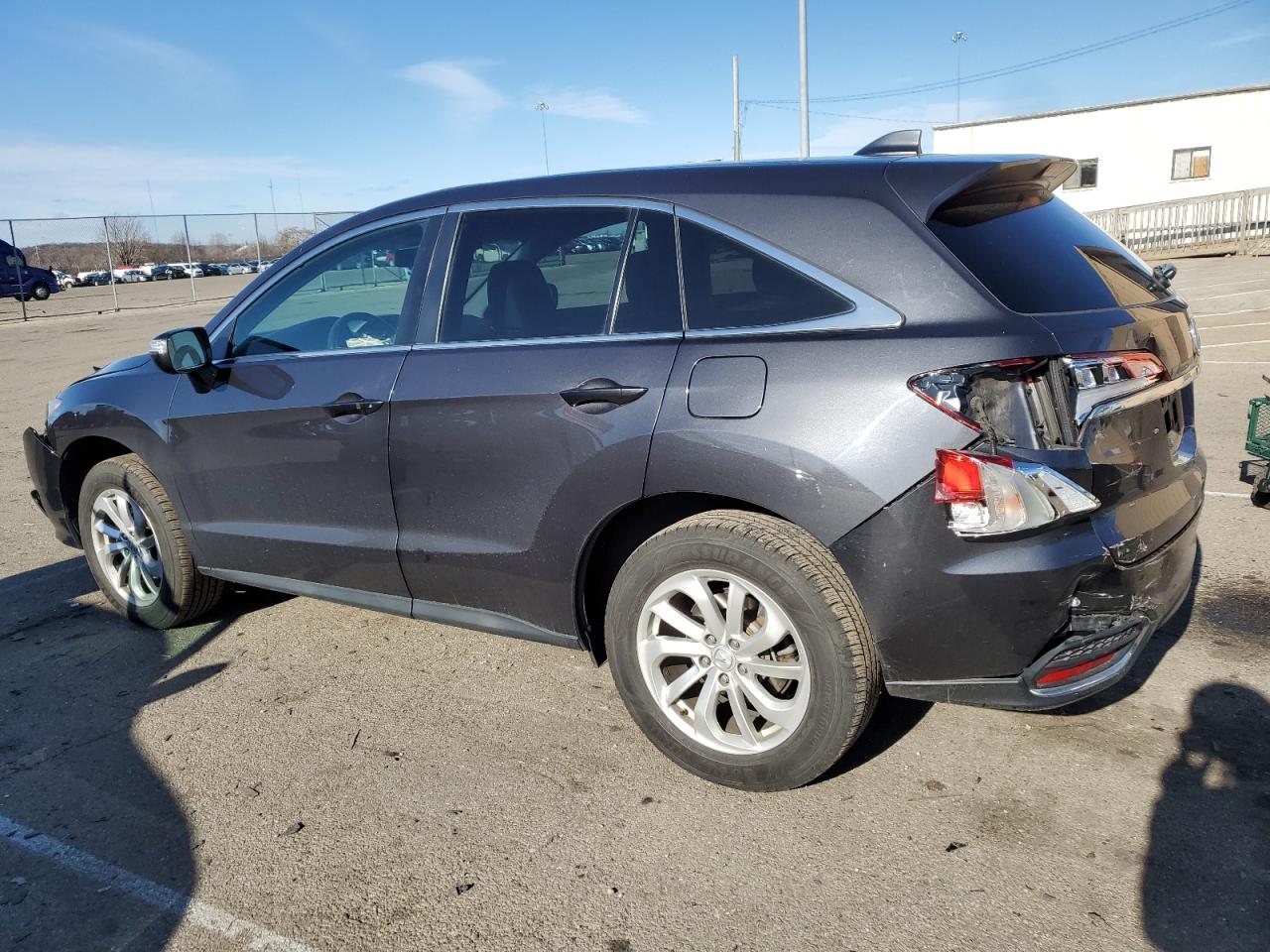 Obraz 2 z 2016 ACURA RDX  2016 z VIN 5J8TB4H34GL023479