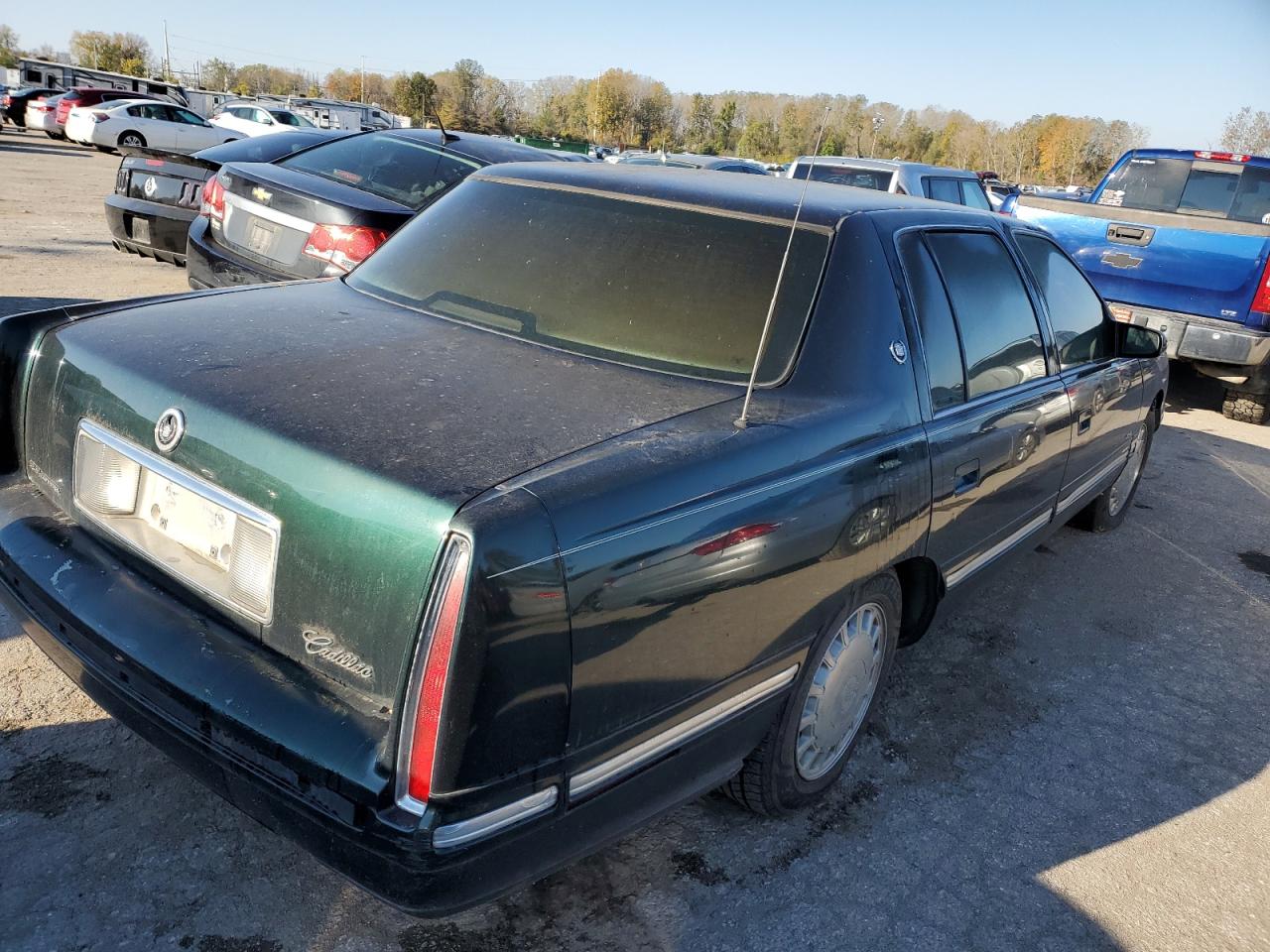 Obraz 3 z 1999 CADILLAC DEVILLE  1999 z VIN 1G6KD54Y4XU736388