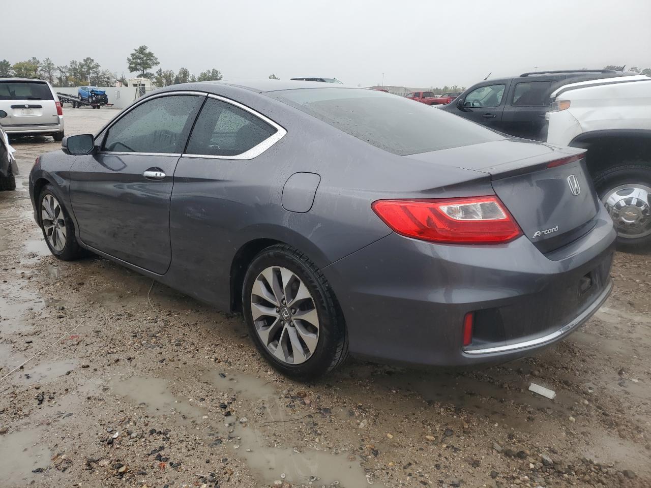 Изображение 2 2013 HONDA ACCORD EX 2013 с VIN 1HGCT1B71DA003754