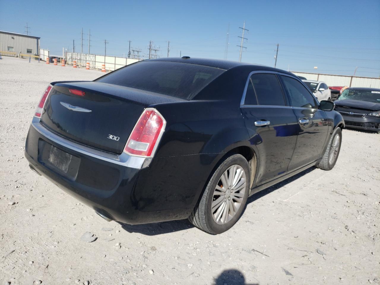 Изображение 3 2014 CHRYSLER 300  2014 с VIN 2C3CCARG7EH308803