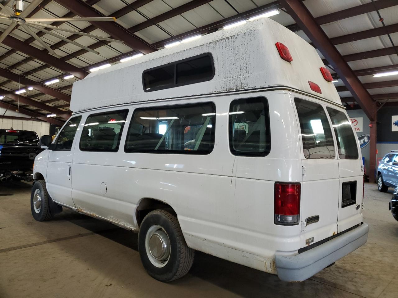 Obraz 2 z 2006 FORD ECONOLINE E350 SUPER DUTY VAN 2006 z VIN 1FTSS34LX6DA37406