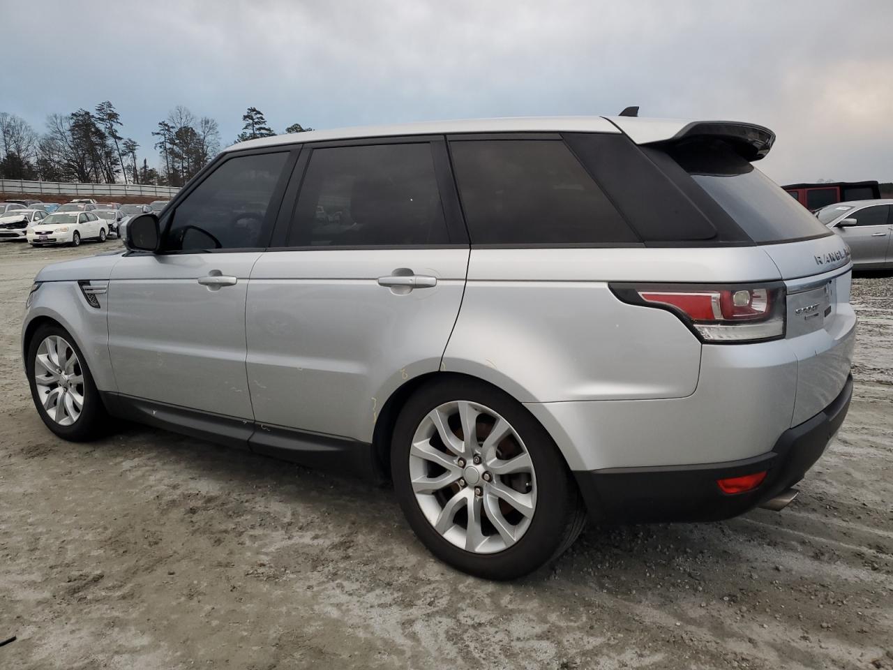 Obraz 2 z 2015 LAND ROVER RANGE ROVER SPORT HSE 2015 z VIN SALWR2VFXFA529296