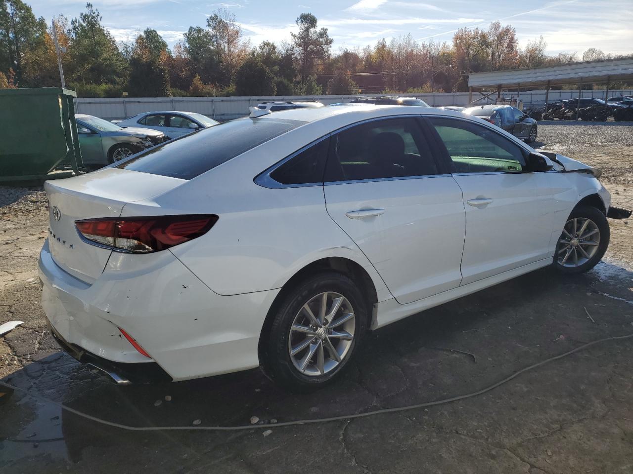 Image 3 of 2018 HYUNDAI SONATA SE 2018 with VIN 5NPE24AF2JH601604