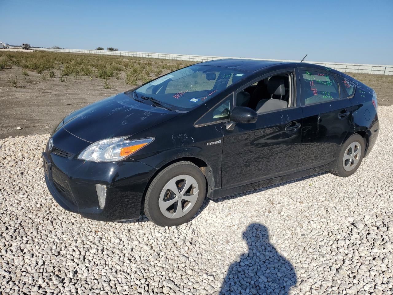 Image 1 of 2015 TOYOTA PRIUS  2015 with VIN JTDKN3DU9F1928093