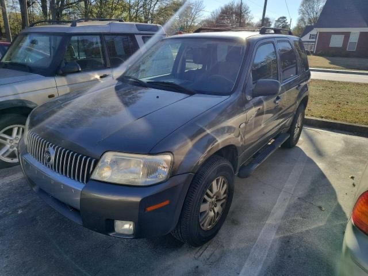 Image 2 of 2005 MERCURY MARINER  2005 with VIN 4M2YU56Z05DJ17825