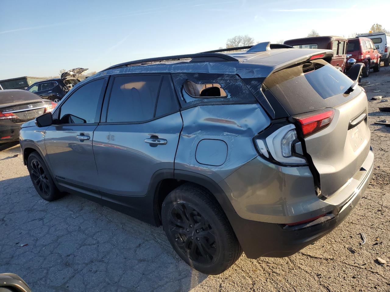 Image 2 of 2020 GMC TERRAIN SLT 2020 with VIN 3GKALPEV4LL324282