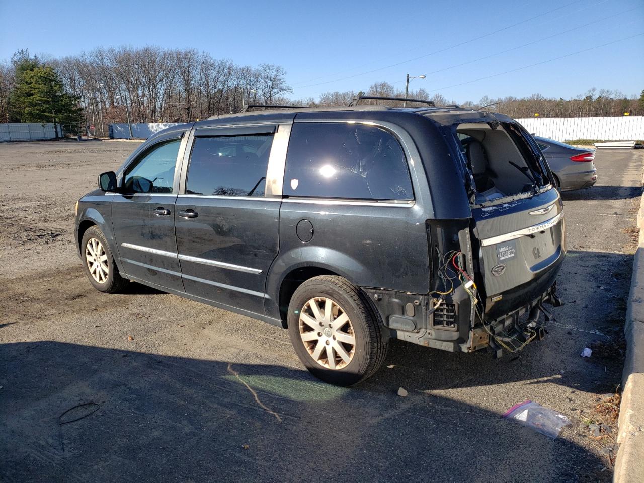 Image 2 of 2014 CHRYSLER TOWN & COUNTRY TOURING 2014 with VIN 2C4RC1BG2ER133838