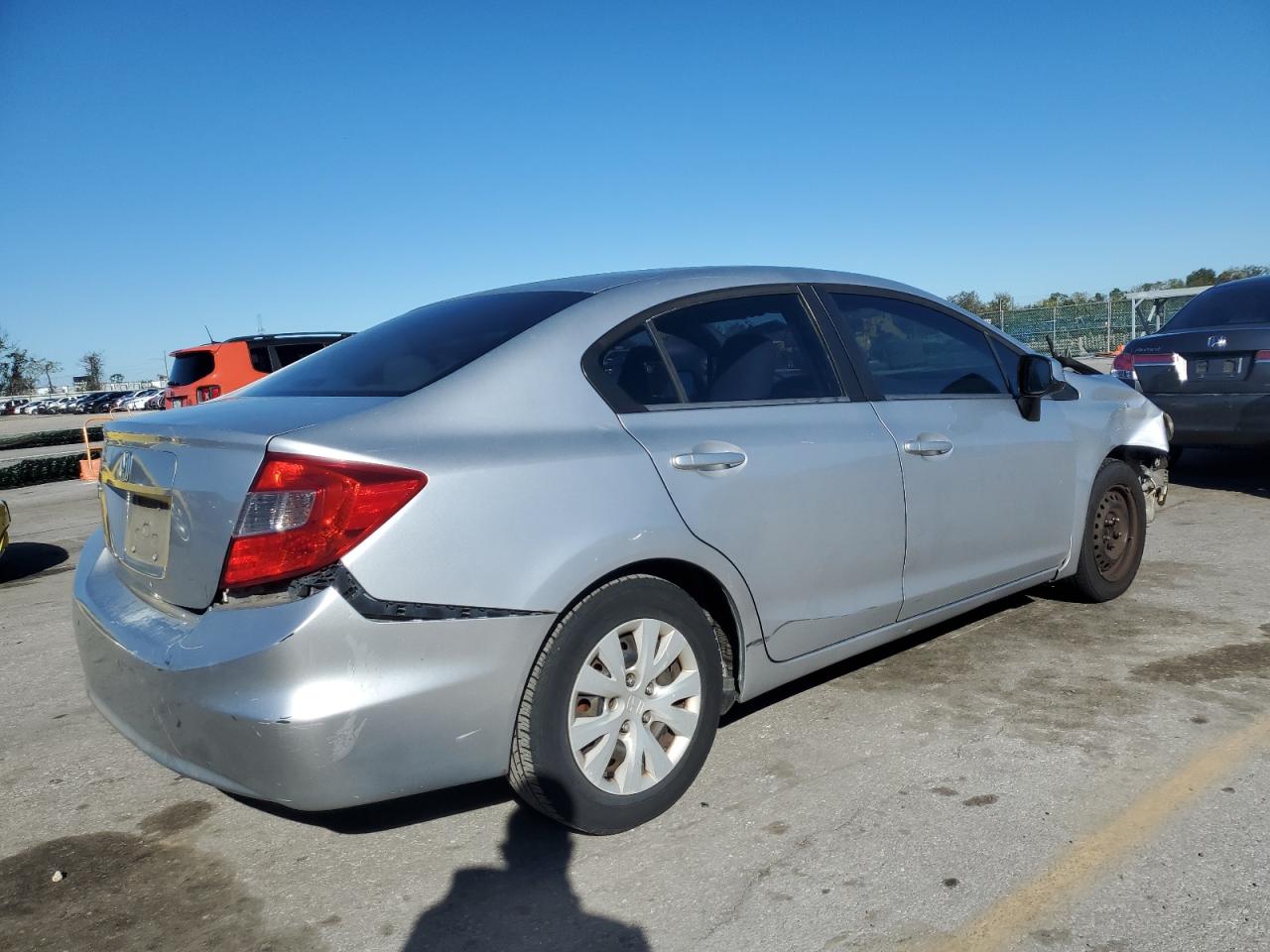 Image 3 of 2012 HONDA CIVIC LX 2012 with VIN 19XFB2F5XCE056915