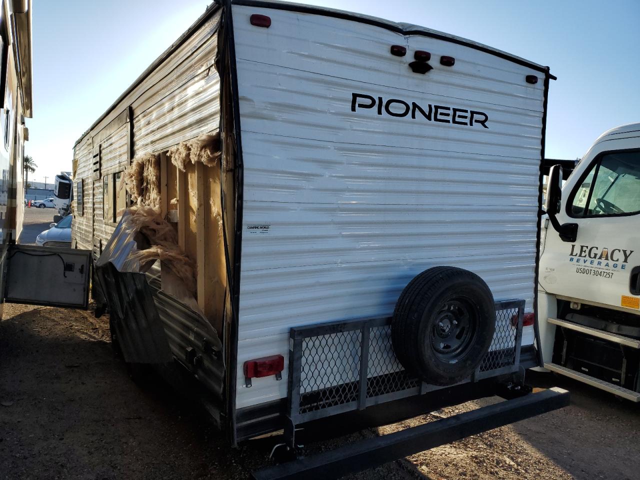 Image 3 of 2020 PIOE UTILITY 2020 with VIN 5SFPB3127LE417260
