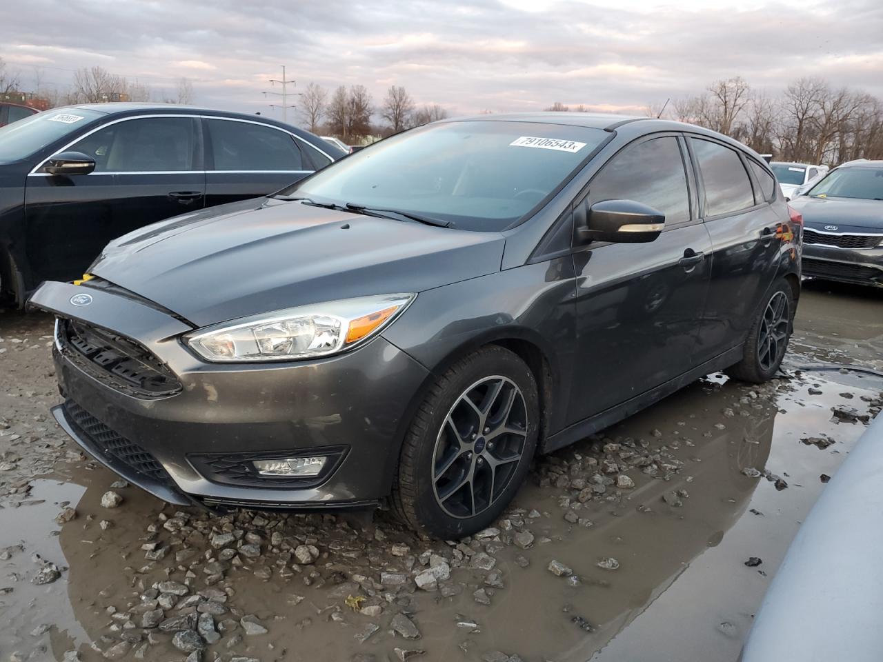 Image 1 of 2015 FORD FOCUS SE 2015 with VIN 1FADP3K20FL254169