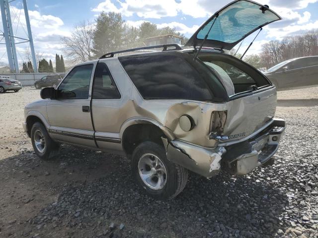Image 2 of 2002 CHEVROLET BLAZER  2002 with VIN 1GNCS18W22K178545