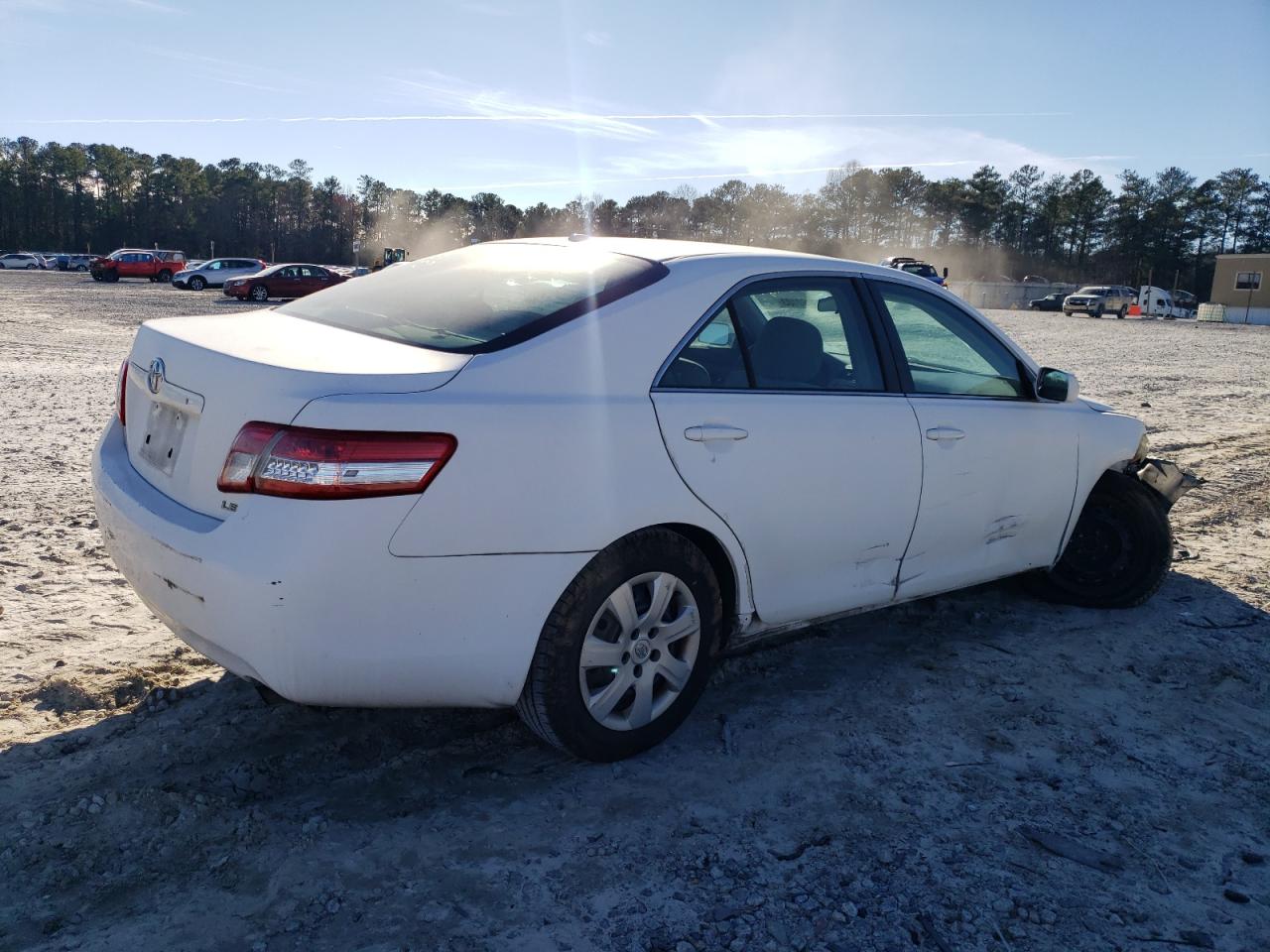 Изображение 3 2011 TOYOTA CAMRY BASE 2011 с VIN 4T1BF3EK0BU761878