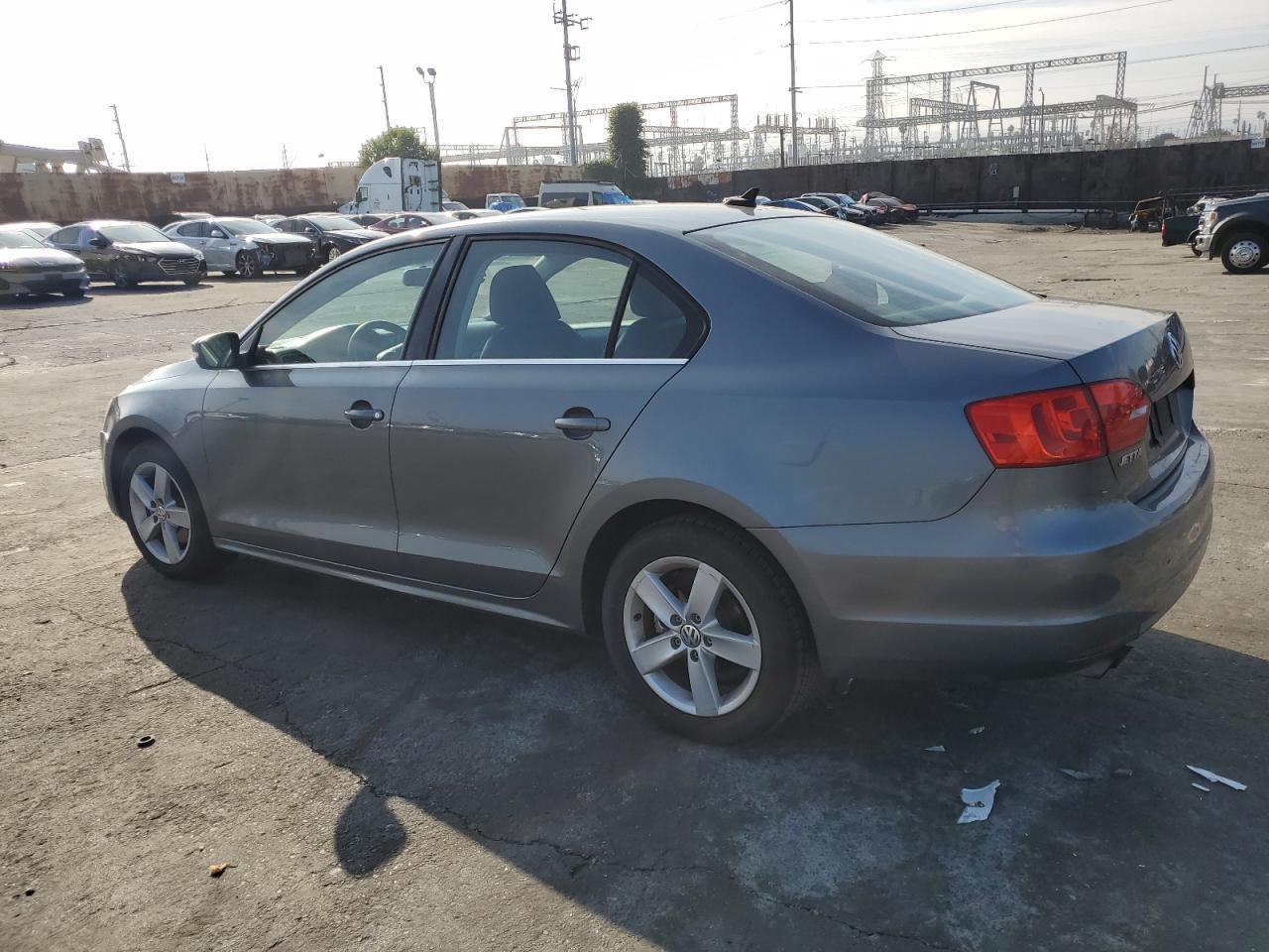 Image 2 of 2014 VOLKSWAGEN JETTA TDI 2014 with VIN 3VWLL7AJ4EM260858