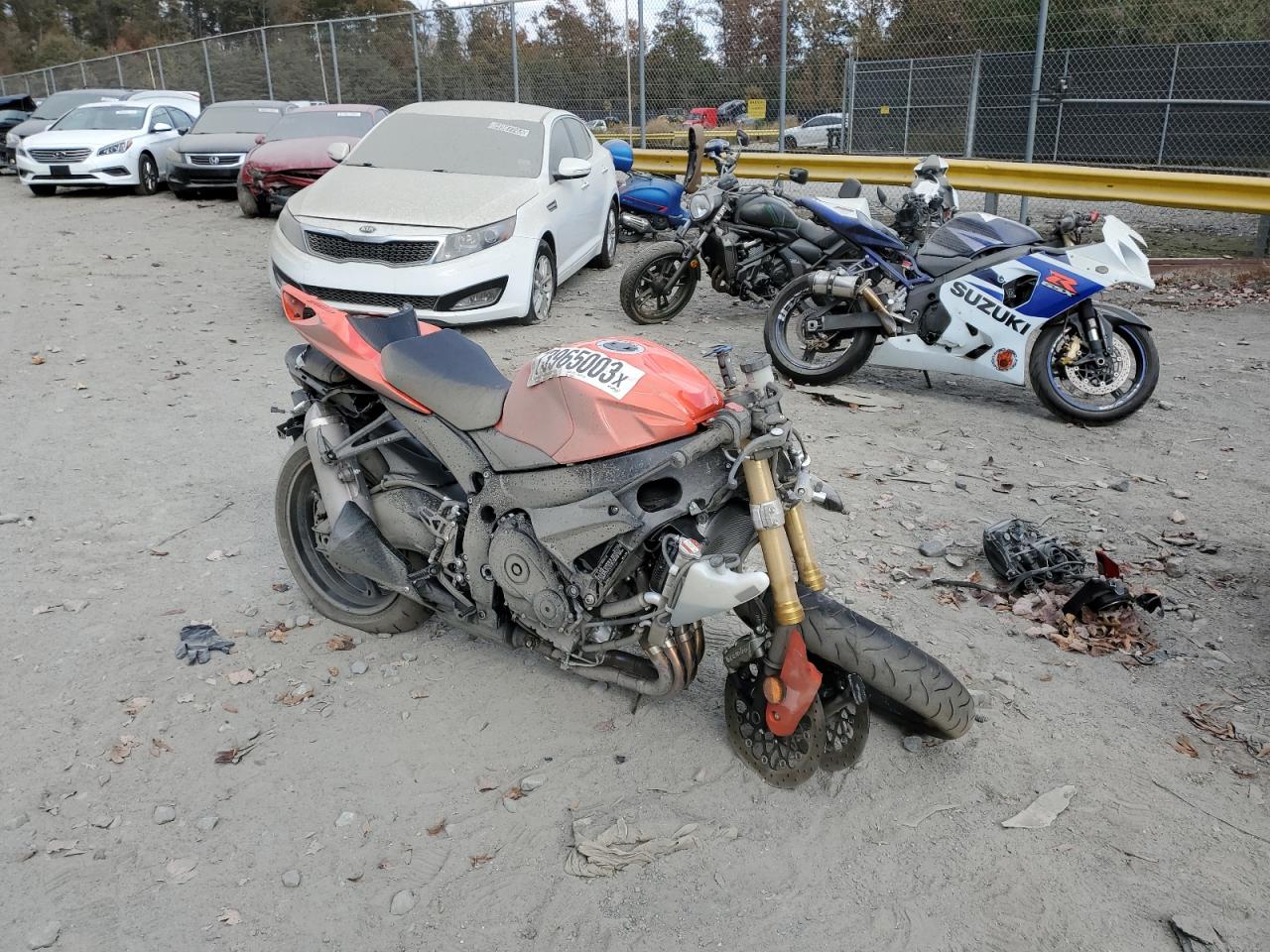 Изображение 1 2022 SUZUKI GSX-R750  2022 с VIN JS1GR7MA7N7101061